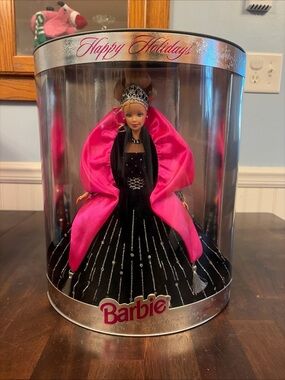 SEALED 1998 Holiday Barbie Vintage Special Edition Mattel 20200
